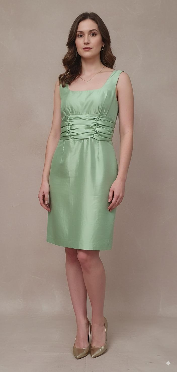 Green cocktail dressz